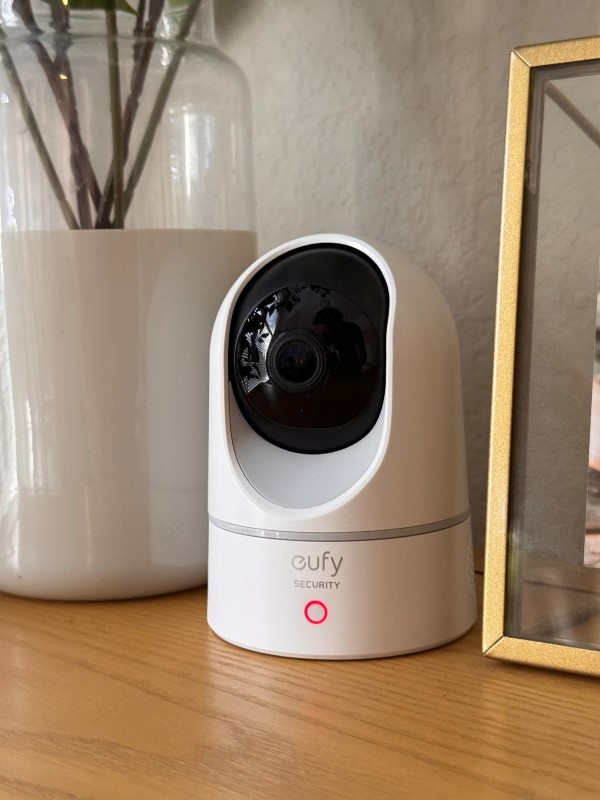 eufy Security Indoor Cam E220