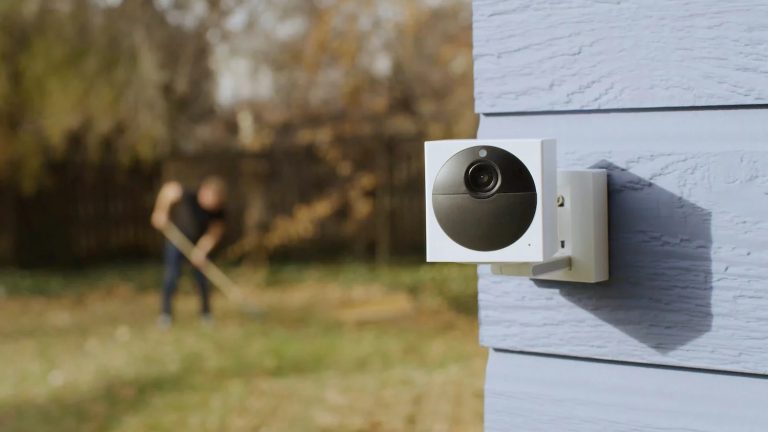 Is it Possible to Use a Wyze Outdoor Camera Without Base Station?