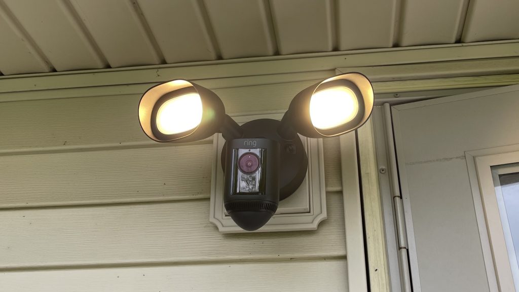 ring floodlight light duration