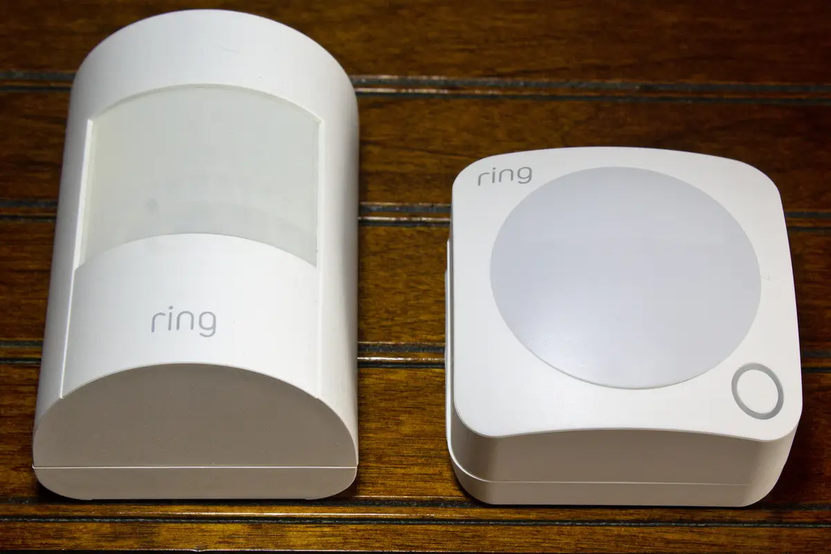 thumbnail image 2 of Xfinity XHS1-TY Motion Sensor With Battery - Used, Fully Functional 2 of 5