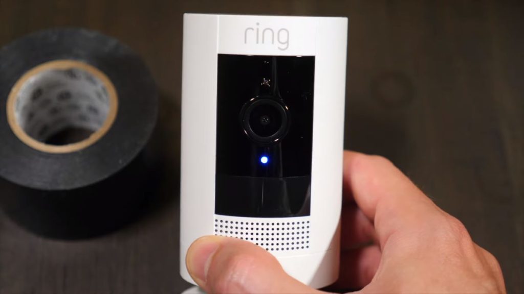 does ring stick up cam have a light for illumination
